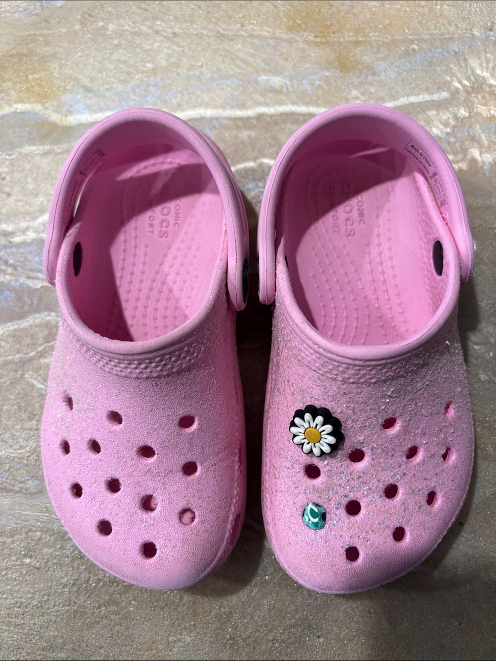 CROCS Kids Pink Clog Sandals with Daisy Charm Lightweight Size Kid C9